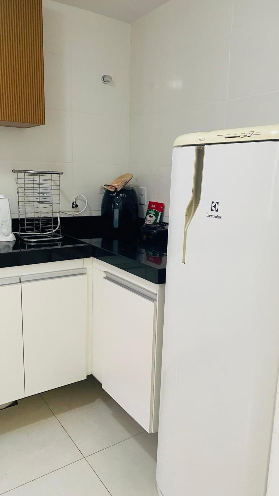 Apartamento Aconchegante com Ar e Tv a cabo Macaé Esterno foto