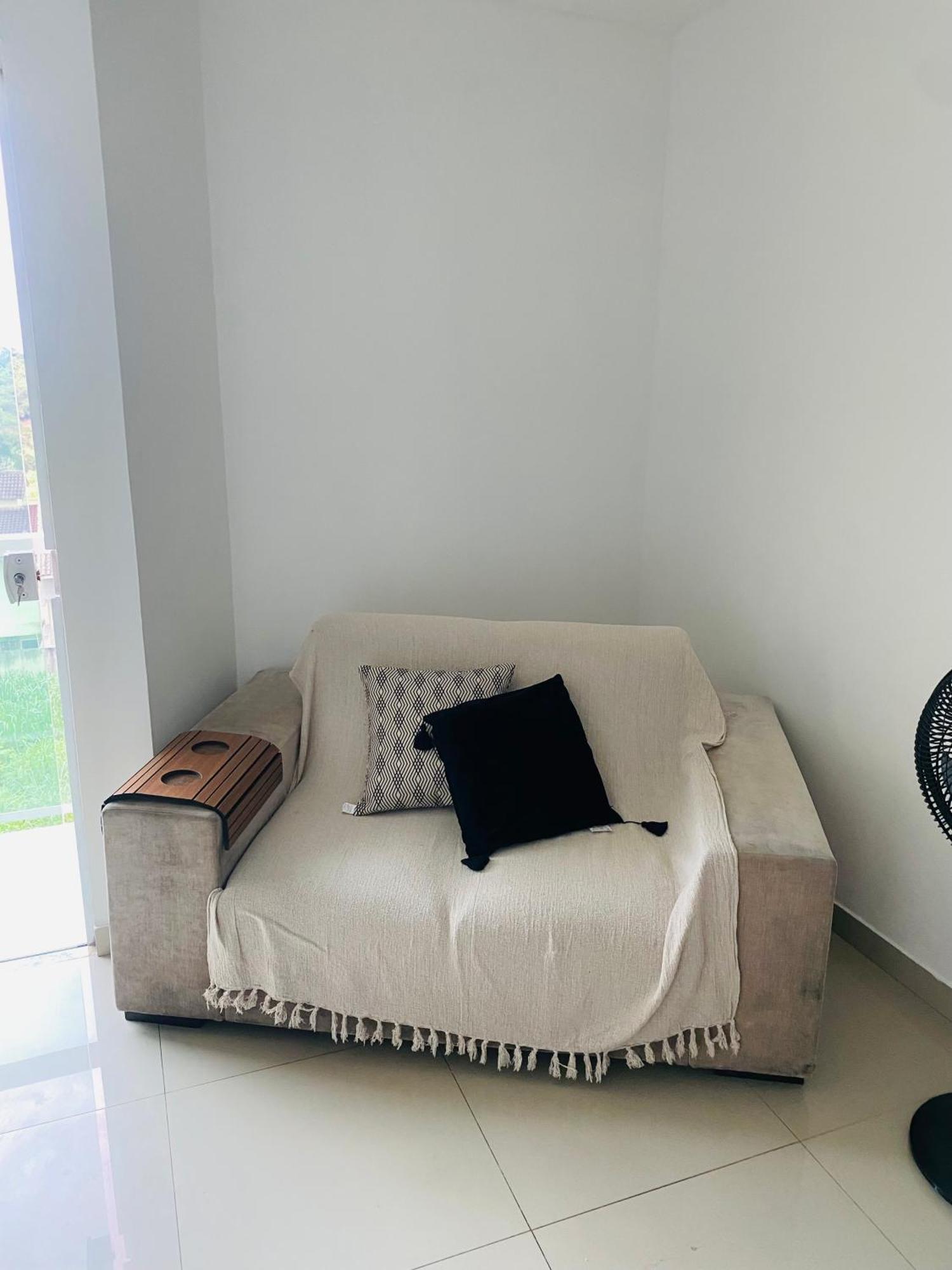 Apartamento Aconchegante com Ar e Tv a cabo Macaé Esterno foto