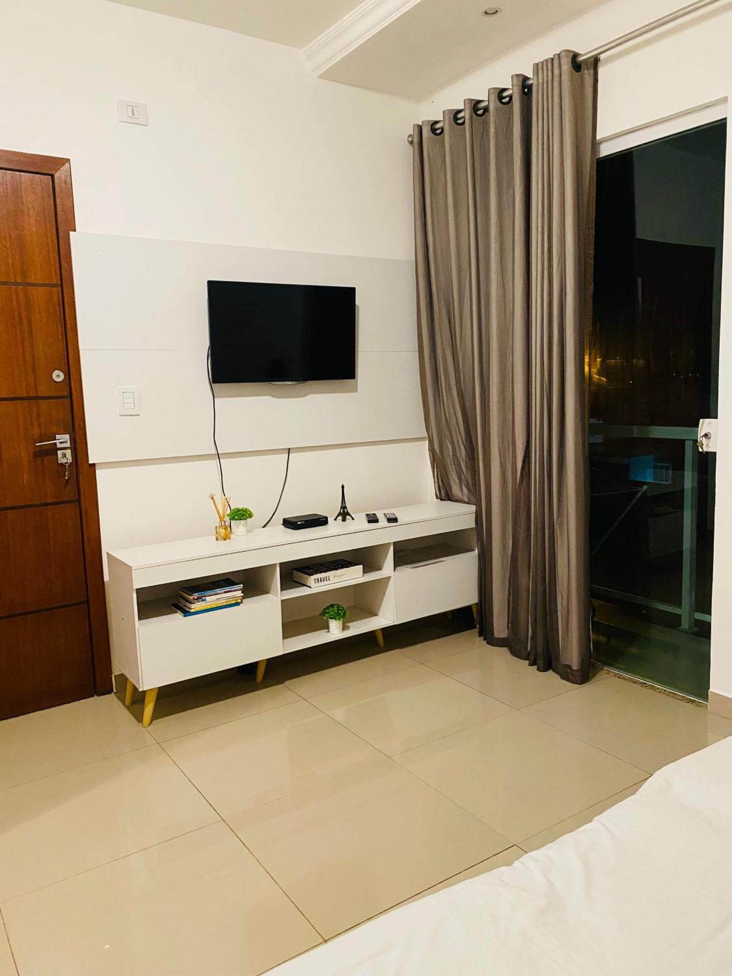 Apartamento Aconchegante com Ar e Tv a cabo Macaé Esterno foto